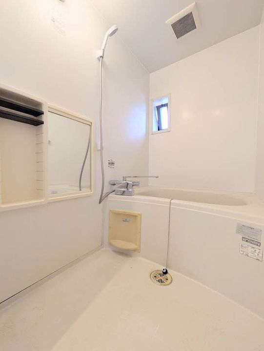 メゾン ド ウィステリア A棟の風呂