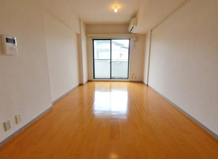 フラット浜田山の居間