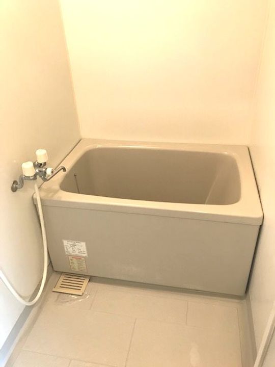 カスタリア大町の風呂