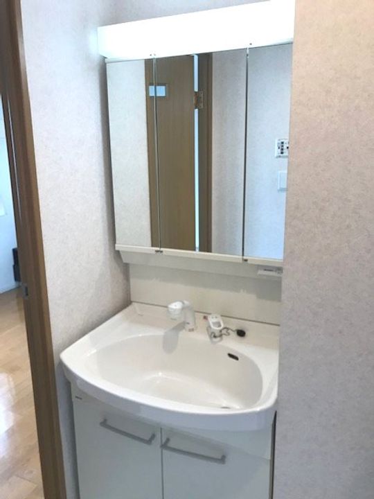 カスタリア大町の内装