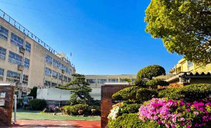 シャトレー旭町の周辺