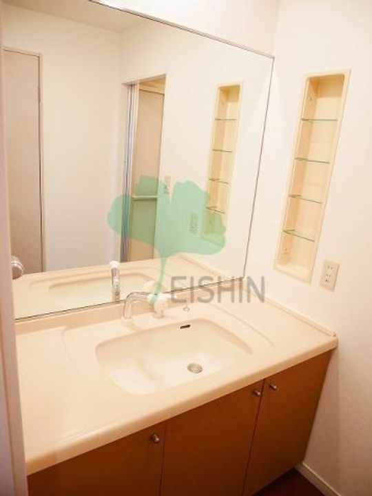 ピュアエスク比恵の内装