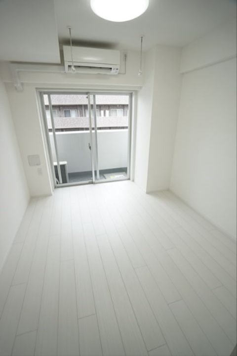 メインステージ千住中居町の居間