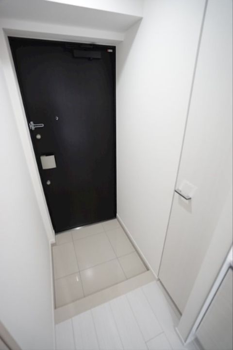 メインステージ千住中居町の玄関