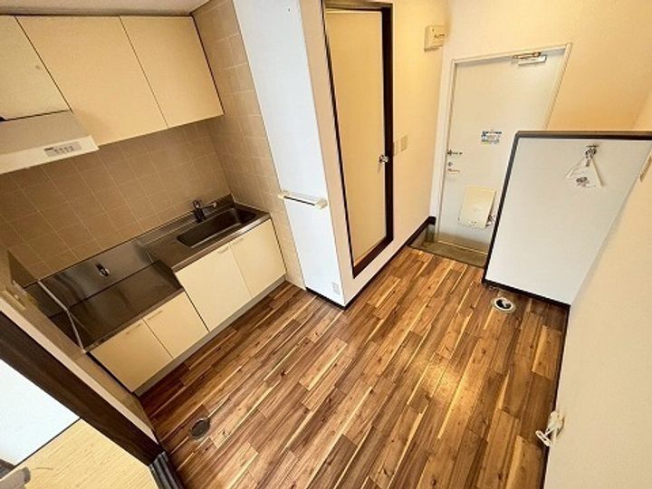 ウィング牛田の内装