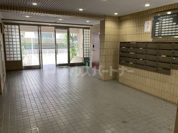 LEO拾八番館の地図
