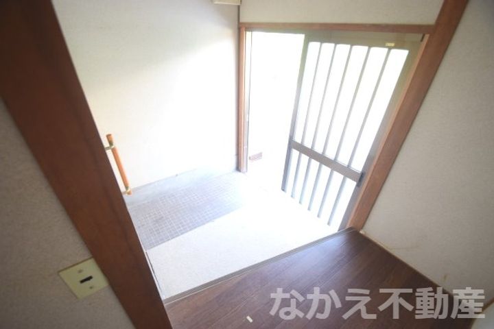 徳島県阿南市日開野町中居内(一戸建)の賃貸物件の玄関