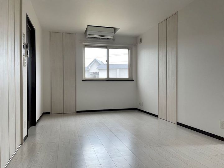 クレヴィアの居間