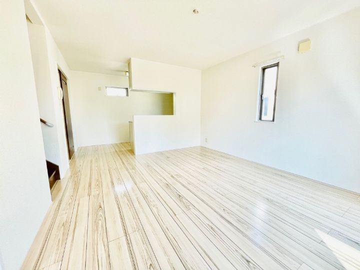 三重県鈴鹿市竹野2(一戸建)の賃貸物件の居間