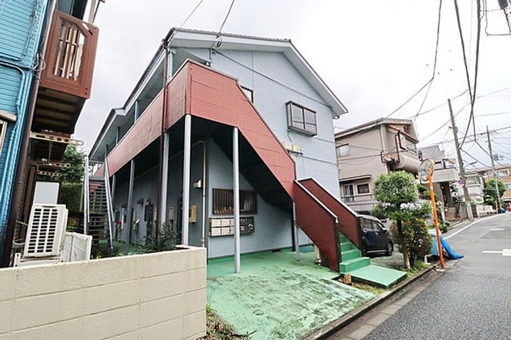 シャトーヤジ1の外観