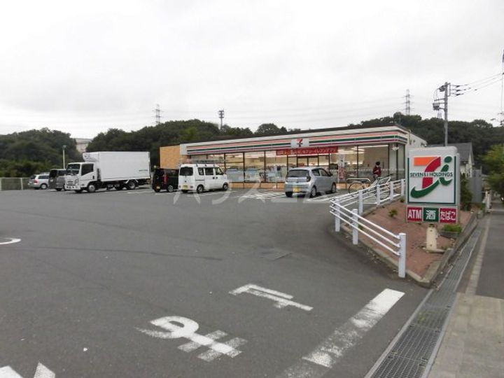 MGヒルズの周辺