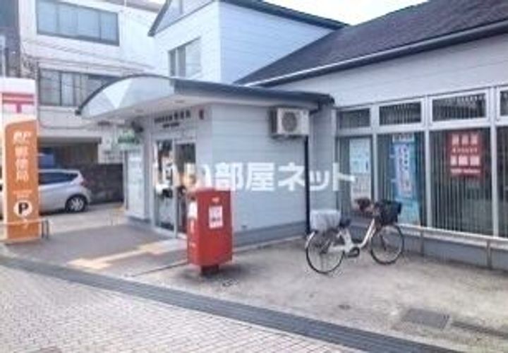 ユニスペースコープイサムの周辺