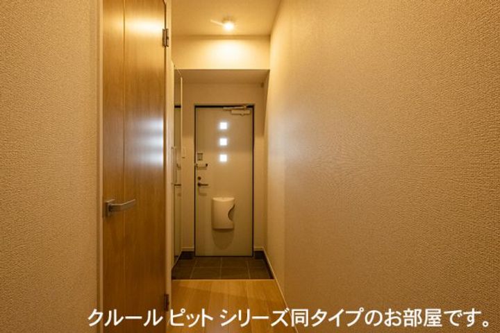 フラワー リッジの玄関