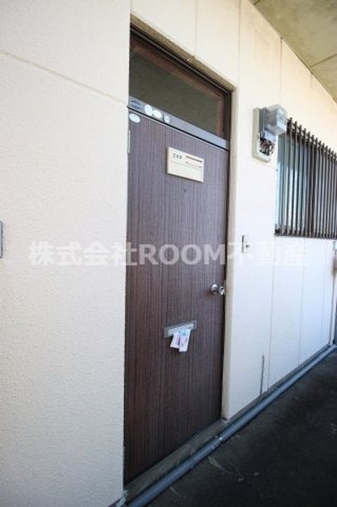 コーポ柳橋の玄関