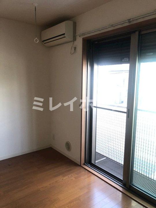 エスポワール東大井の居間