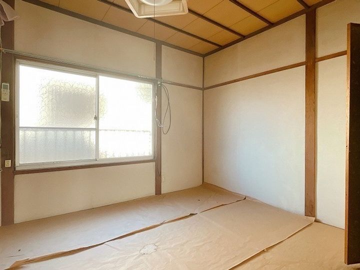 甲斐アパート(南春日)の居間