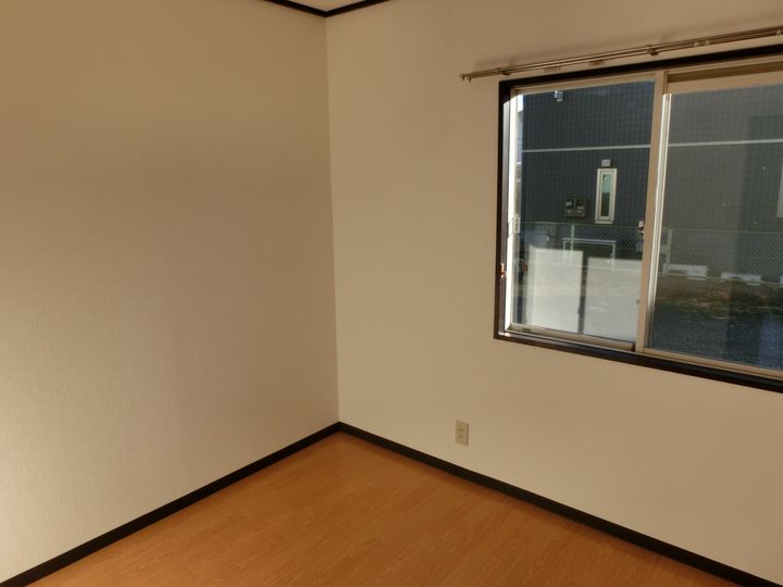 コンフォート宿根Bの居間