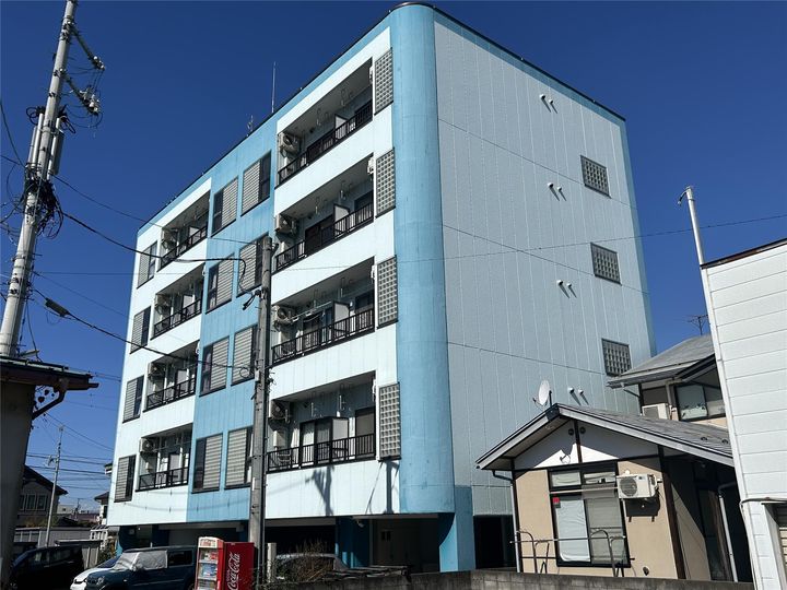 陽行マンションの外観