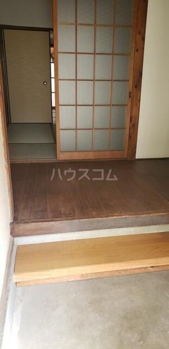 京都府京都市右京区梅津林口町(一戸建)の賃貸物件の玄関