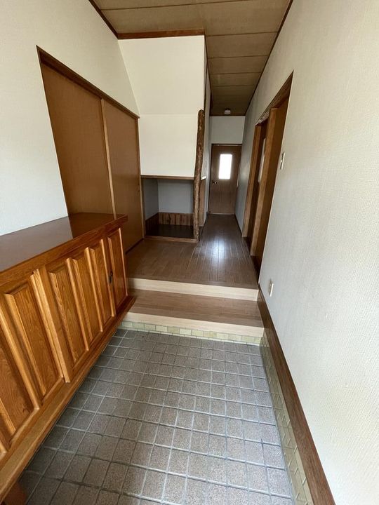 岡山県岡山市中区兼基(一戸建)の賃貸物件の玄関