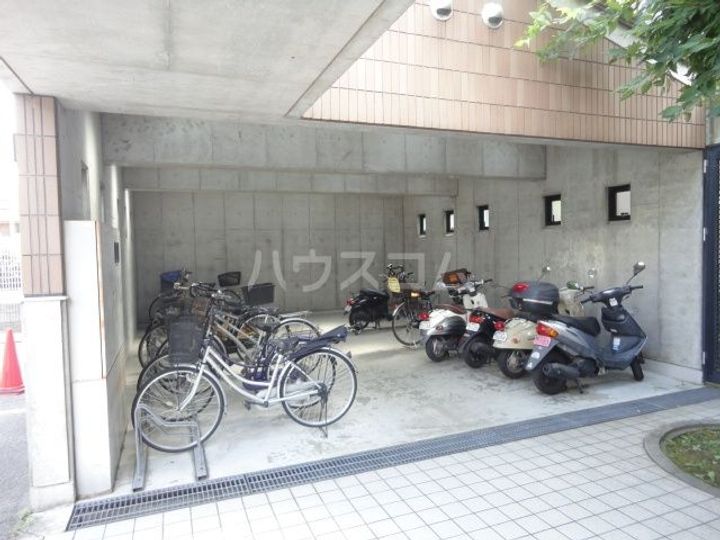 カーサOBATAの地図