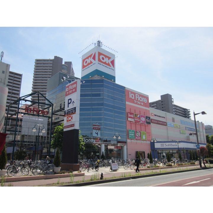 ジュネスM・Tの周辺