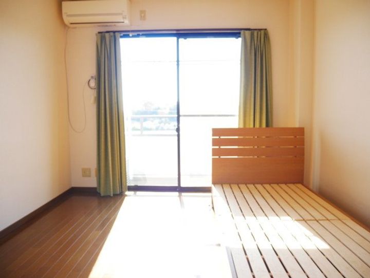 ロワイヤルハイツの内装