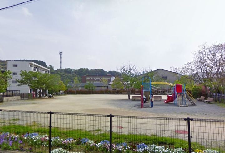 セジュールヒガシの周辺