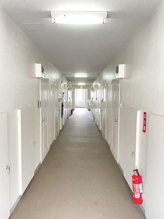 ソリッドリファインめじろ台の玄関