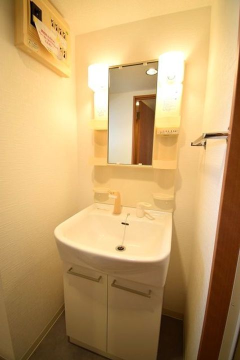 M CHATELET IZUMI CHUOの内装