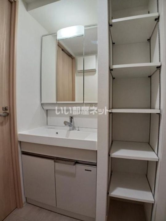 TRADIS錦糸町の内装