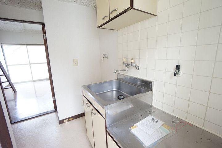 宮城県仙台市宮城野区東仙台6(アパート)の賃貸物件の玄関