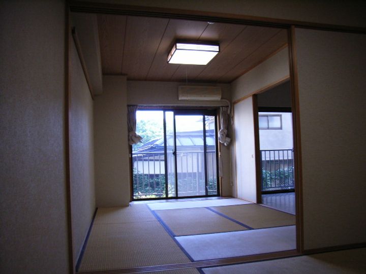エクレール花壇の内装
