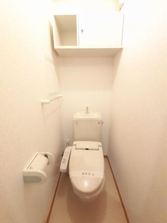 アヴィオン Cの内装