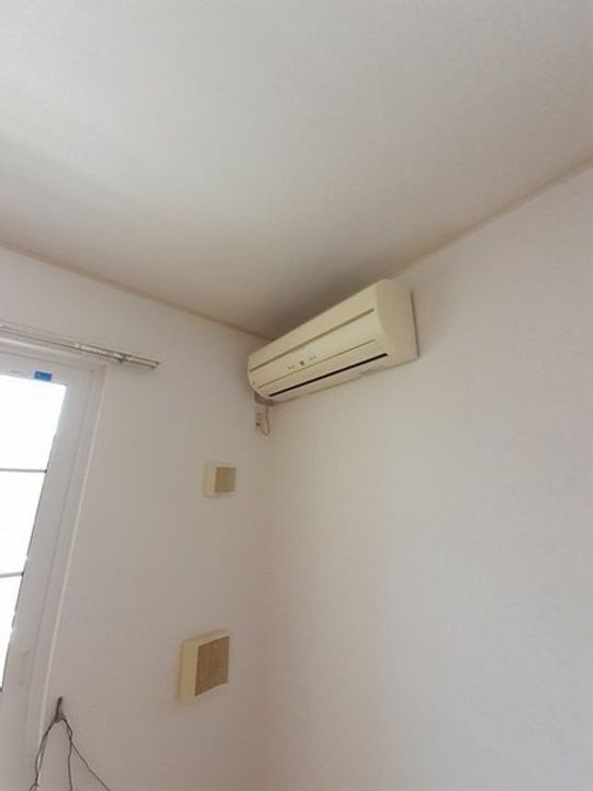 アヴィオン Cの内装