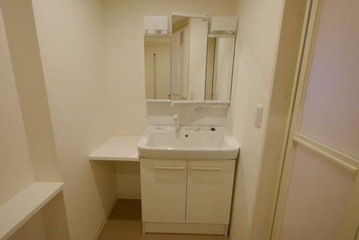 サン・バリューかほくの内装