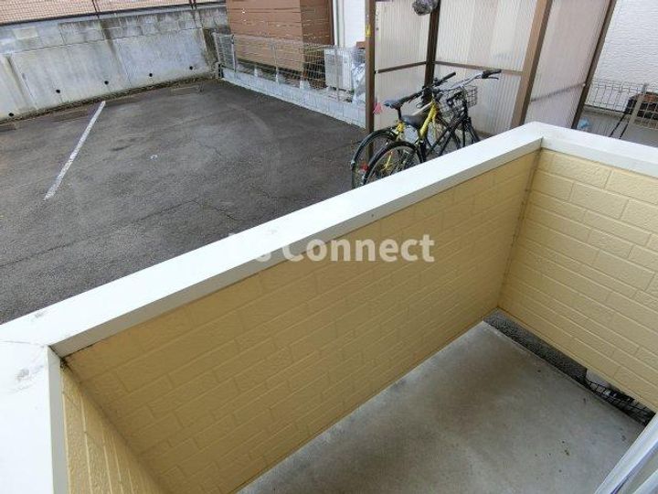 アルカディア泉の内装