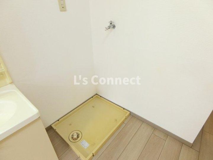 アルカディア泉の内装