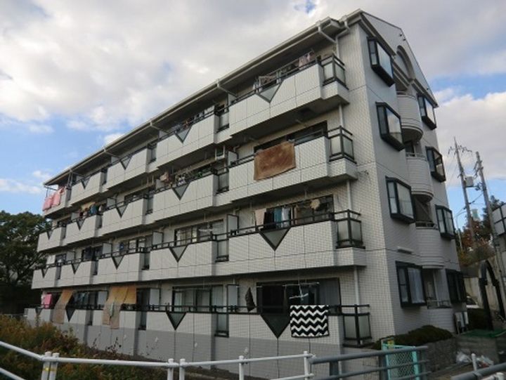 大阪府枚方市牧野本町1(マンション)の賃貸物件の外観