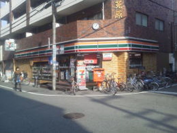 菟原ビルの周辺