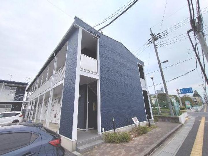 レオパレスエル ヴェローナの外観
