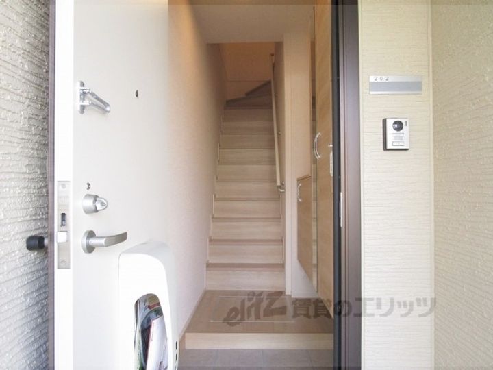 ヴェール桃山の玄関