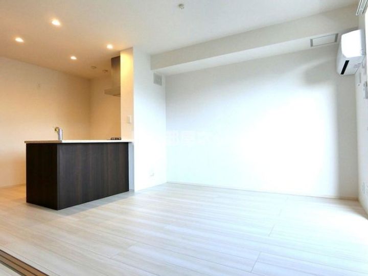 広島県広島市安佐南区高取北2(アパート)の賃貸物件の居間