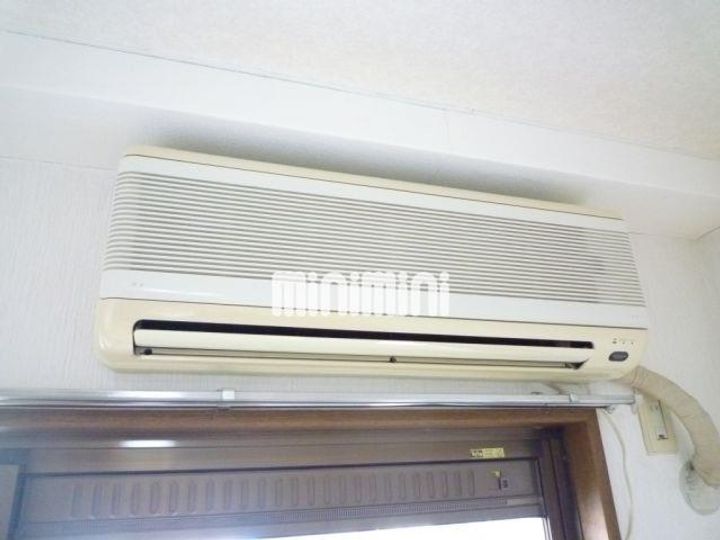 オーキスビルの内装