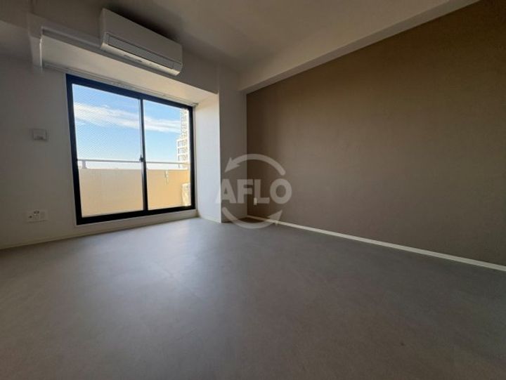 ルミノーサ堺の居間