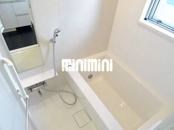 ザ・カシワ拾番の風呂