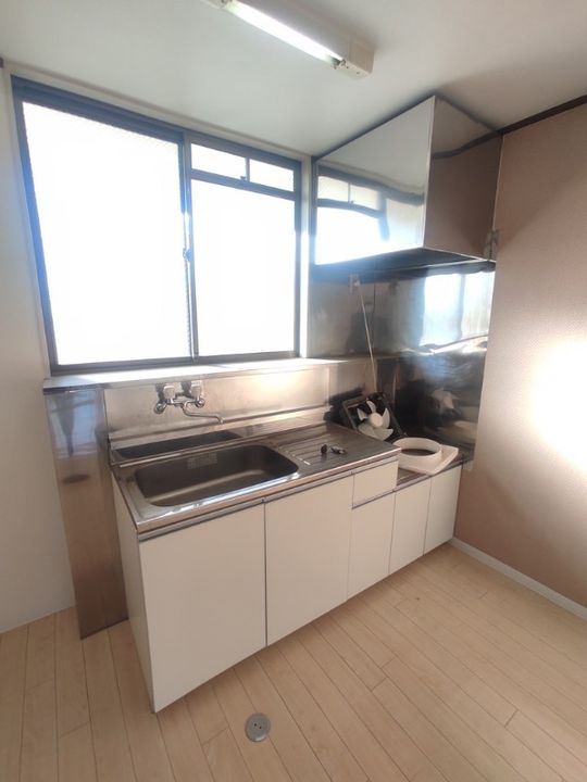 静岡県浜松市中央区蜆塚3(アパート)の賃貸物件のキッチン