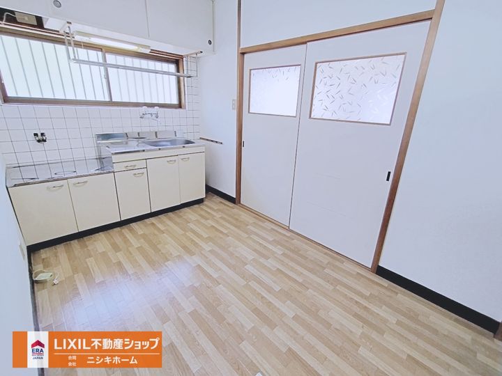 誠マンションの内装