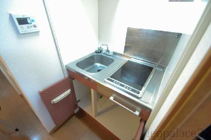 レオパレスヴィルヌーブIIのキッチン