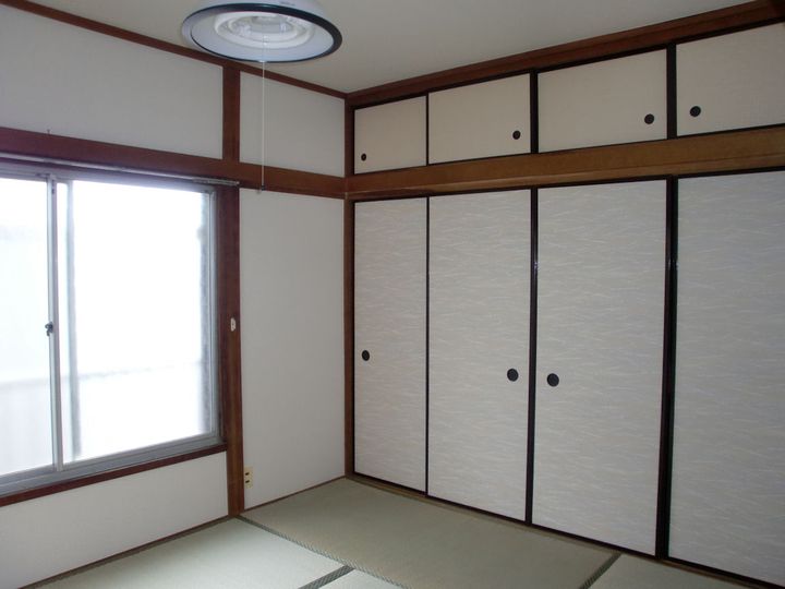 山本荘の居間